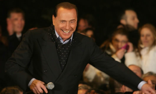 Berlusconi presenta i sette punti del programma del PDL