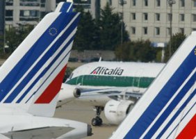 Alitalia: salta incontro con i sindacati